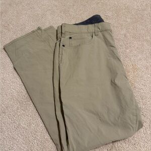 Classic Men's Tan Chinos